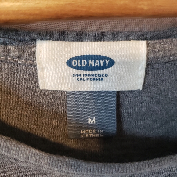 Old Navy Espresso Then Proseco Gray Top Medium - Picture 6 of 7